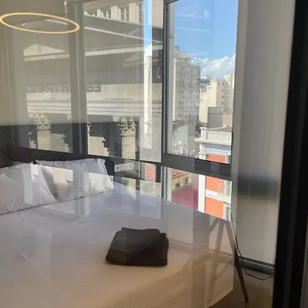 Open Light Apt - Downtown شقة سالونيك