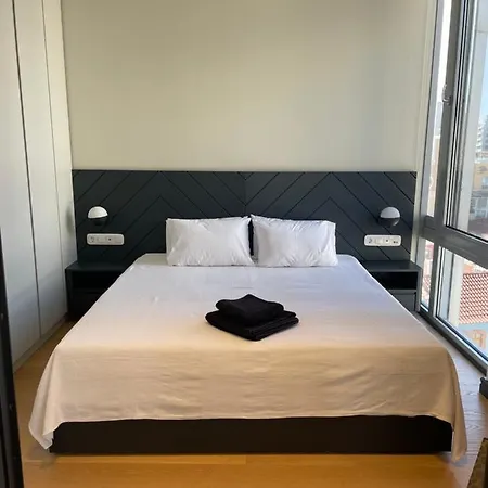 Lejlighed Open Light Apt - Downtown *